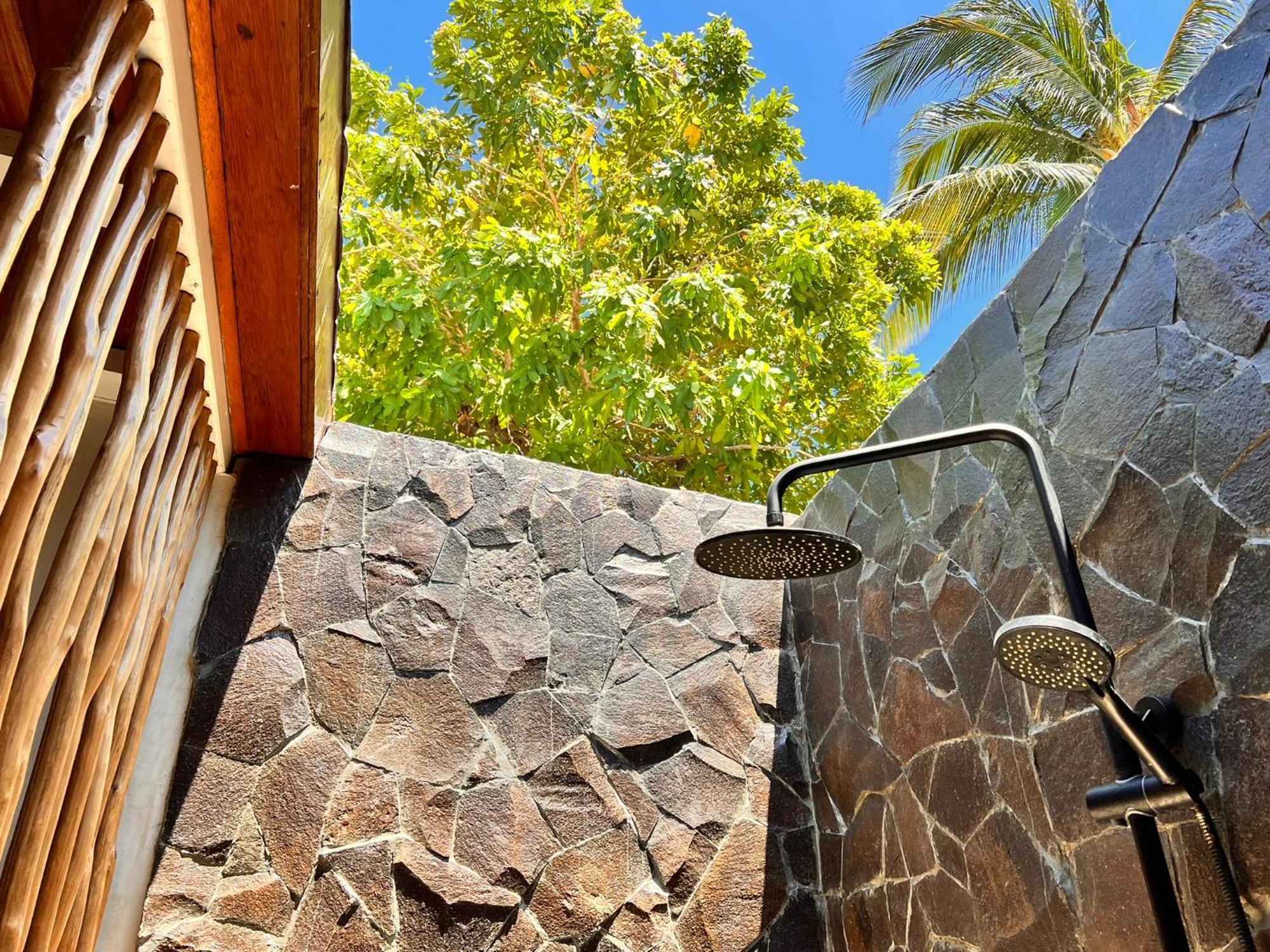 Gili Lumbung Bungalow Gili Air Exterior photo